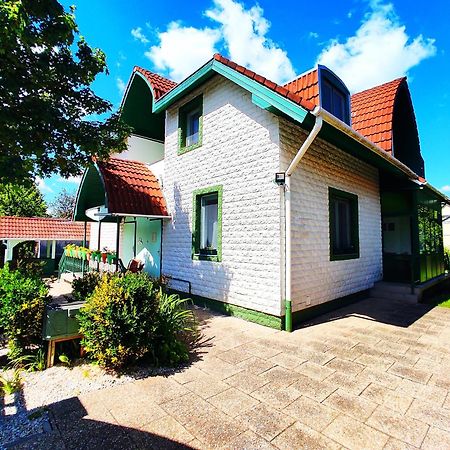 Dolce Villa Balaton Вонярцвашхедь Экстерьер фото