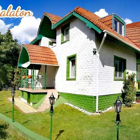 Dolce Villa Balaton Вонярцвашхедь Экстерьер фото