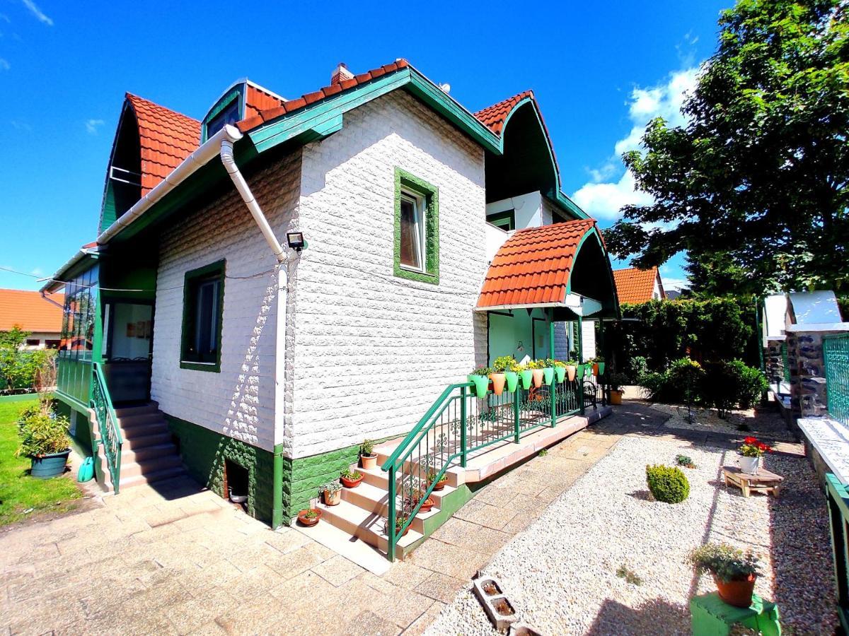 Dolce Villa Balaton Вонярцвашхедь Экстерьер фото